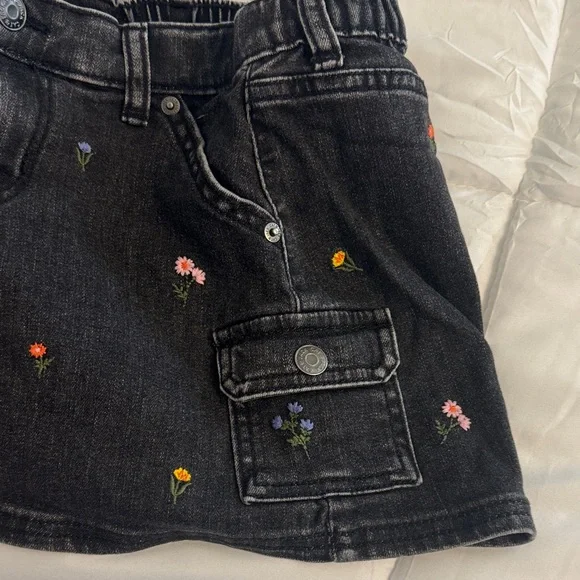 Cat & Jack Black Denim Skirt with Floral Embroidery - Picture 4 of 4